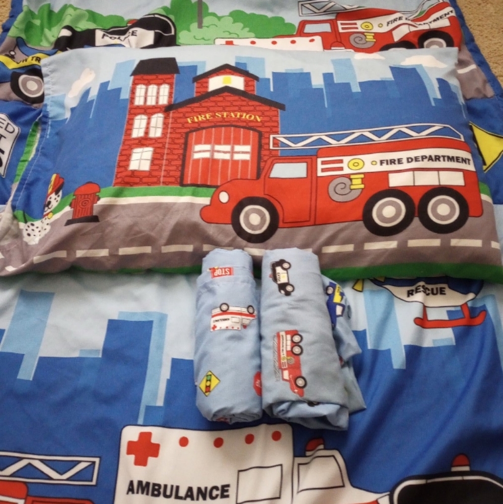 Toddler Bedding Set Emergency Vehicles